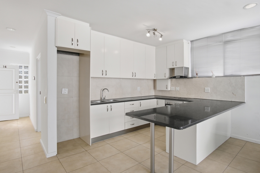 3 Bedroom Property for Sale in Sea Point Western Cape